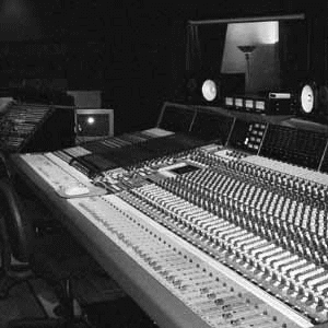 neve console photo